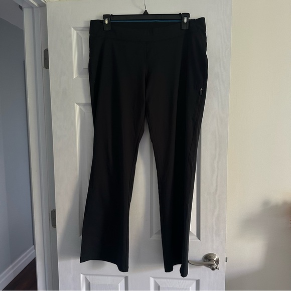 Size XL Columbia Women's Back Beauty High-Rise Omni Shield Water Resistant Pants - Picture 3 of 7